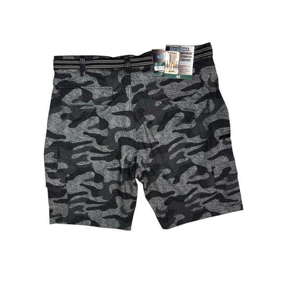 NWT - Iron & Co. Hybrid Camo Stretch‎ Performance Cargo Shorts Men's Size 40 - Picture 2 of 8